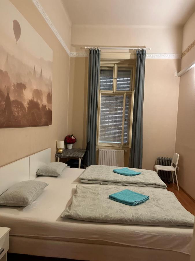 Good Luck Apartamento Budapeste Exterior foto