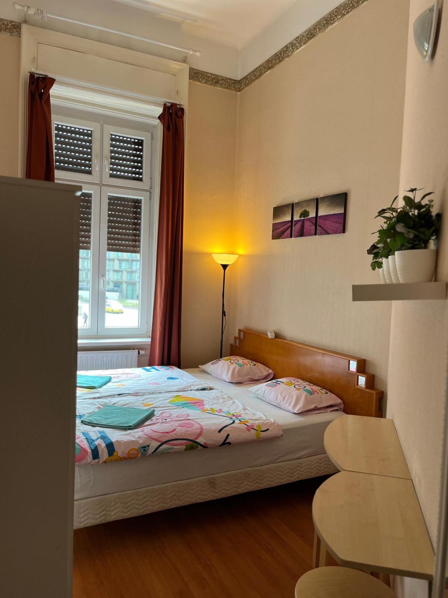 Good Luck Apartamento Budapeste Exterior foto