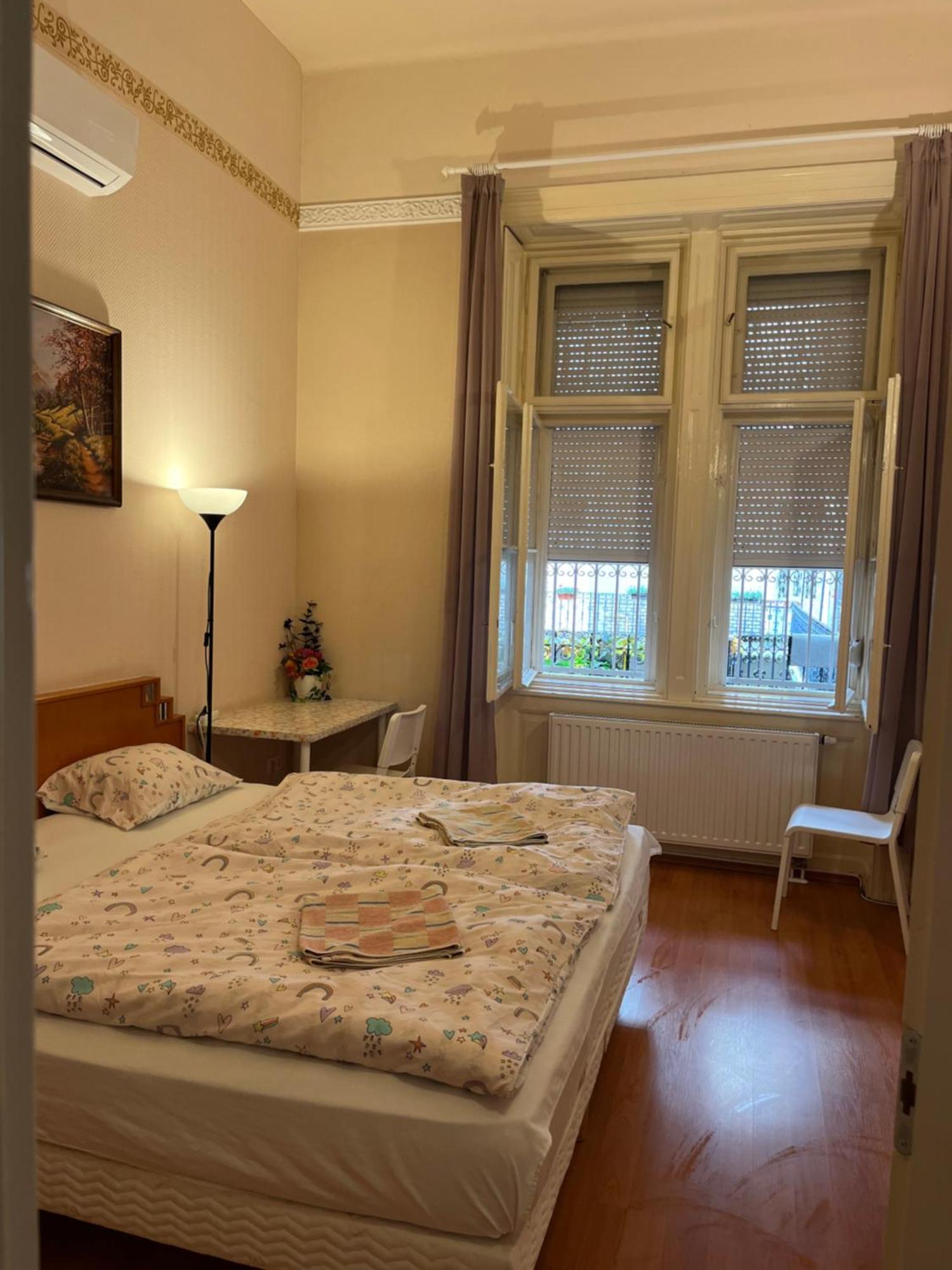 Good Luck Apartamento Budapeste Exterior foto