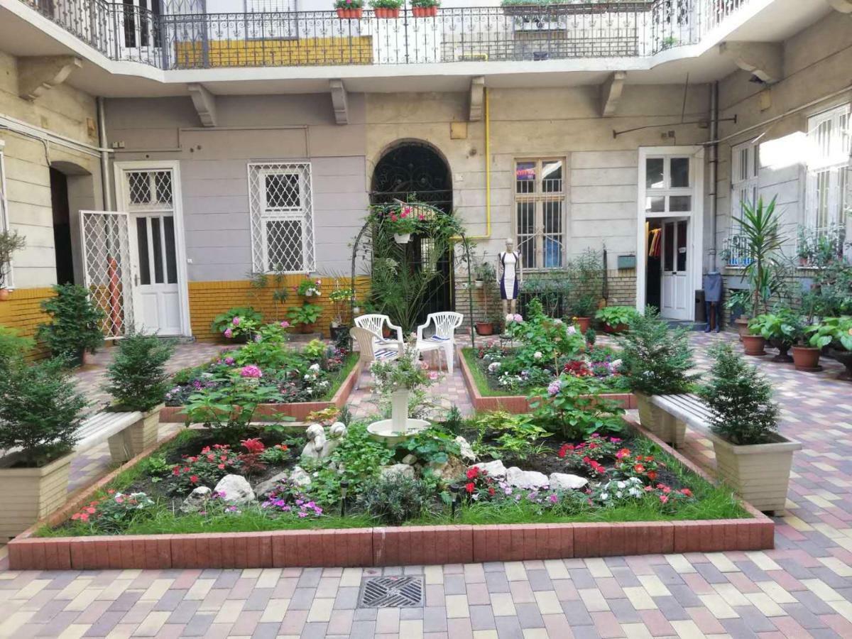Good Luck Apartamento Budapeste Exterior foto